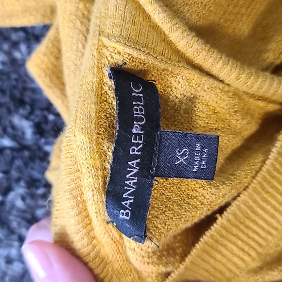 Banana Republic - Picture 5 of 6